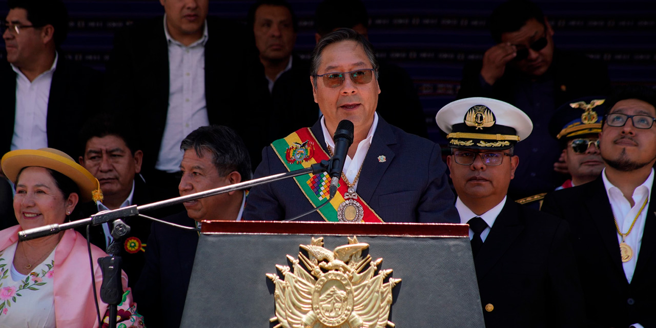 El presidente Luis Arce en su discurso en la plaza Murillo. Foto: Presidencia