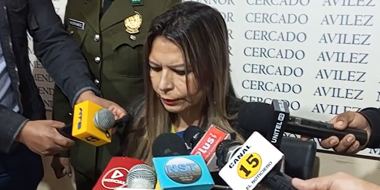 la fiscal departamental Sandra Gutiérrez