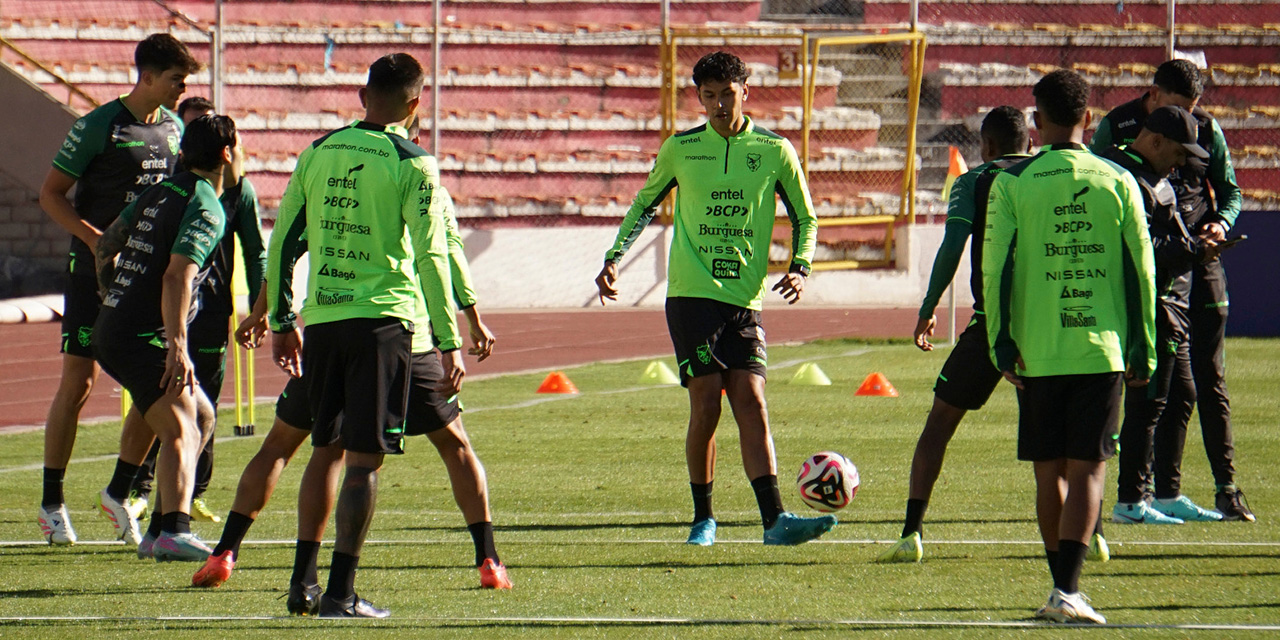 El equipo nacional se entrenará hoy en el estadio de El Alto.